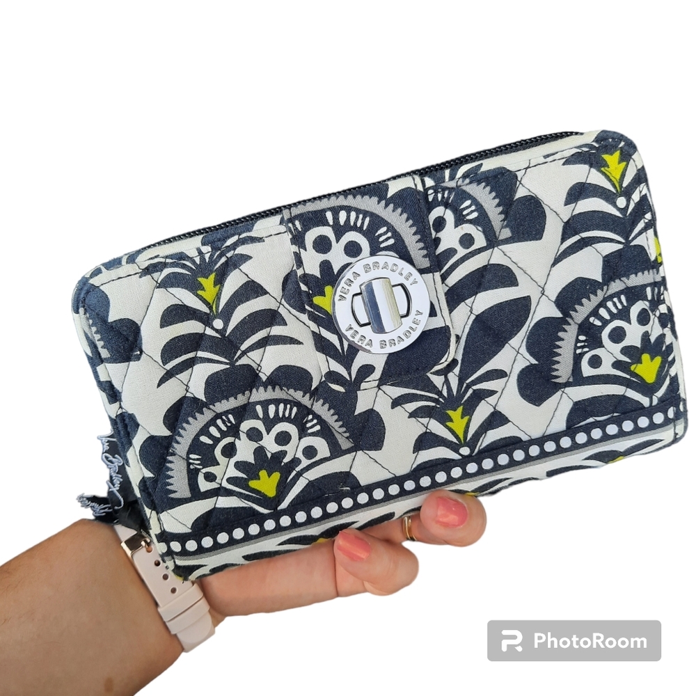 Vera Bradley Fanfare Retired Pattern Turn Lock Wallet EUC Black Gray Yellow